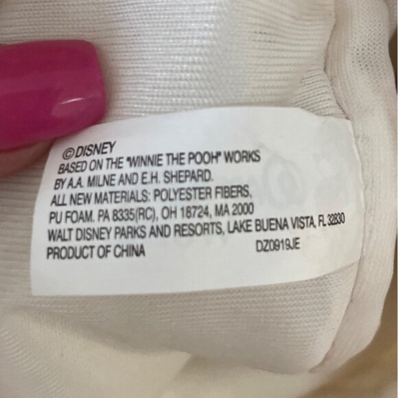 Disney Winnie The Pooh Christmas Stocking 3D Plush 19 In Disney World Exclusive - Picture 5 of 8